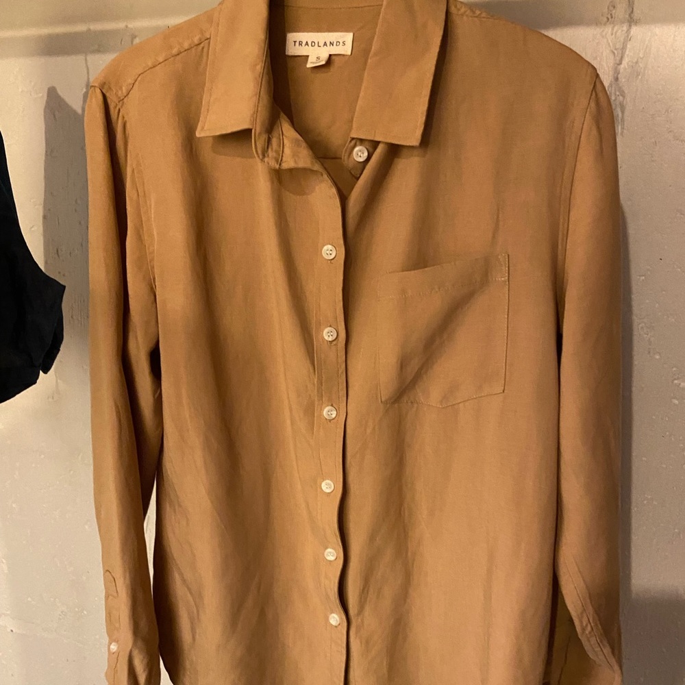 Tradlands button up. EUC